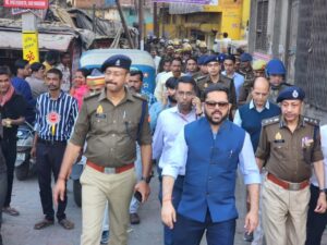 उन्नाव: होली और रमजान को लेकर डीएम व एसएसपी ने किया रूट मार्च