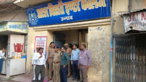 पुलिस उपनिरीक्षक भर्ती परीक्षा को लेकर डीएम ने परीक्षा केंद्रों का किया निरीक्षण