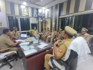 उन्नाव: थाना अजगैन में एएसपी ने किया अर्दली रूम, लंबित विवेचनाओं के निस्तारण के दिए निर्देश