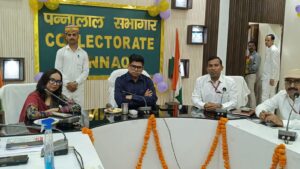 उन्नाव में नवागत जिलाधिकारी ने संभाला कार्यभार, प्रशासनिक सुधारों के दिए संकेत