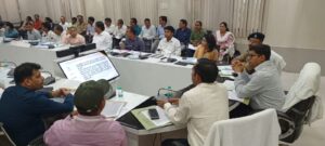 लेखपाल मुख्य परीक्षा 2026 को लेकर जिलाधिकारी ने की समीक्षा बैठक