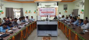 सरकारी धन गबन मामले में बड़ी कार्रवाई, डीएम ने बैठक से ही बीएमएम को भिजवाया जेल
