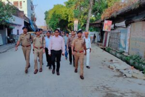मोहर्रम को लेकर प्रशासन अलर्ट, डीएम-एसएसपी ने किया पैदल गश्त एवं जुलूस मार्ग का निरीक्षण6