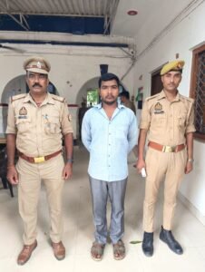 उन्नाव में दुष्कर्म के मामले में आरोपी गिरफ्तार, सफीपुर पुलिस ने कोर्ट में किया पेश