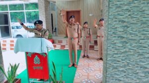 नशा मुक्त अभियान के छठे वर्ष में प्रवेश पर पुलिस कार्यालय में दिलाई गई राष्ट्रीय शपथ