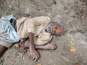 उन्नाव: गंगा बैराज रोड पर अज्ञात वृद्ध का शव