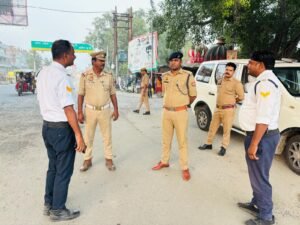 उन्नाव-कानपुर मार्ग पर डायवर्जन व्यवस्था के अनुपालन पर यातायात विभाग की नजर